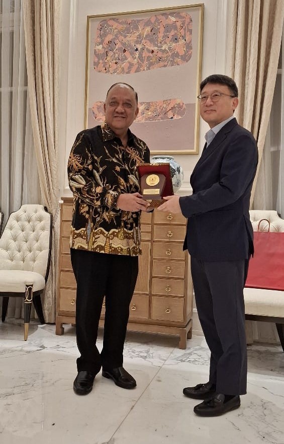 CDA Park Soo-deok bertemu dengan Ketum Komite Olahraga Nasional Indonesia(KONI)